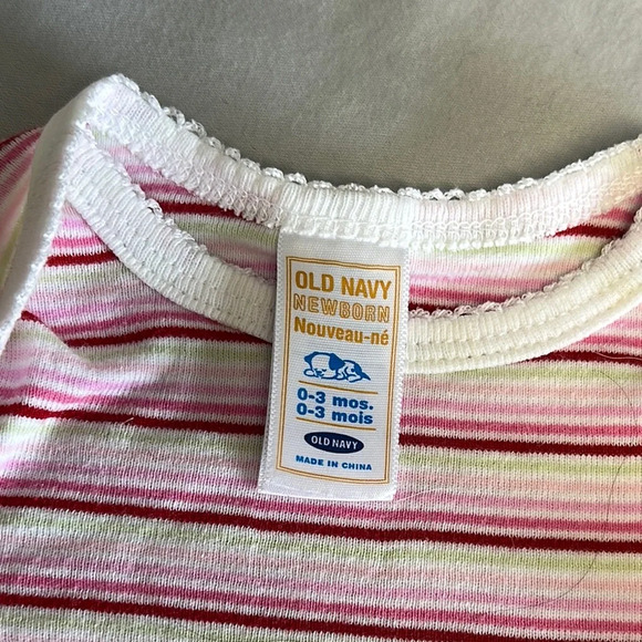 Old Navy Pink and White Striped Newborn 2-piece set - Picture 2 of 5